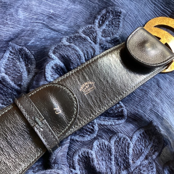 Black Leather Gucci Belt - Picture 9 of 9